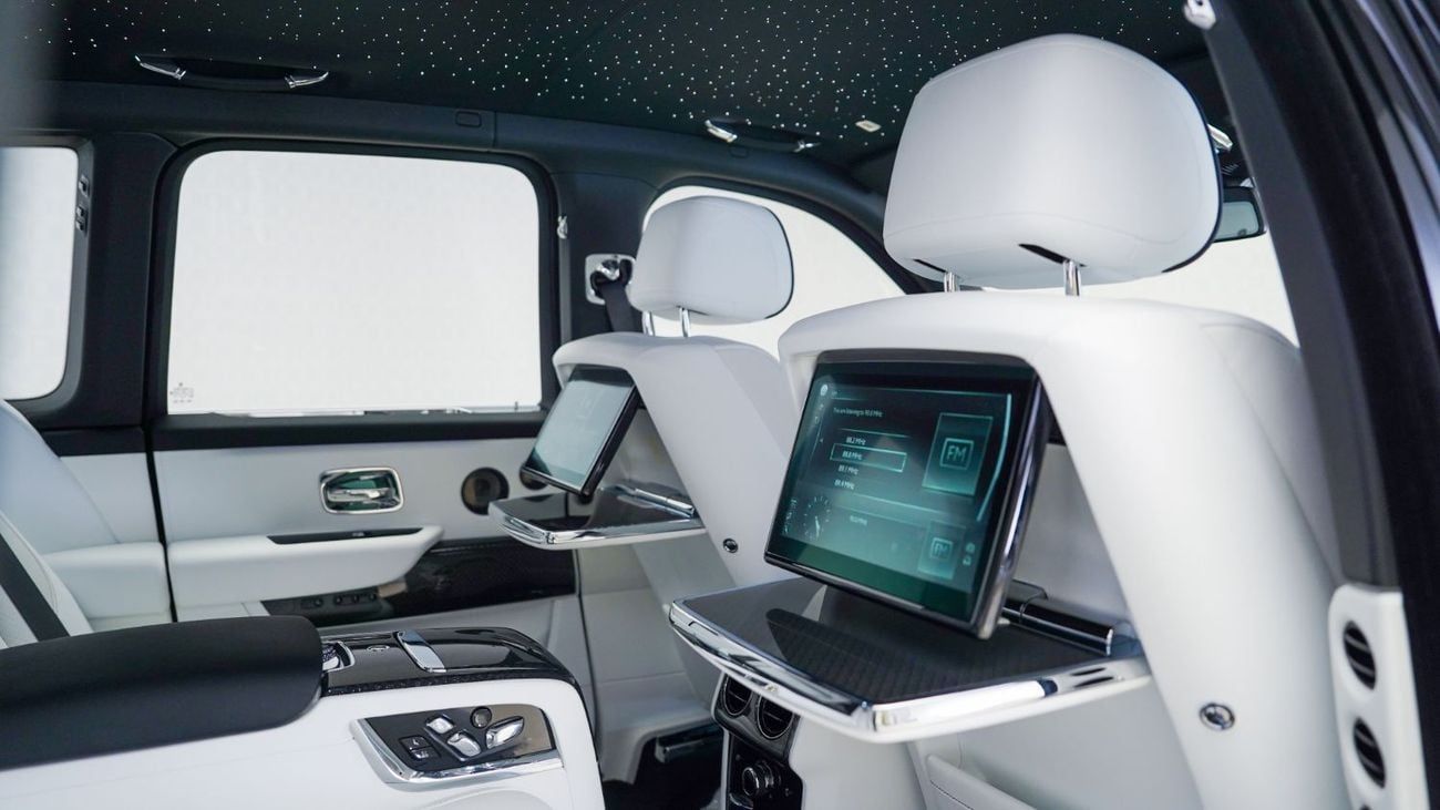 Rolls-Royce Cullinan | AED 23,612 PM | Up to 3 Years unlimited Warranty |