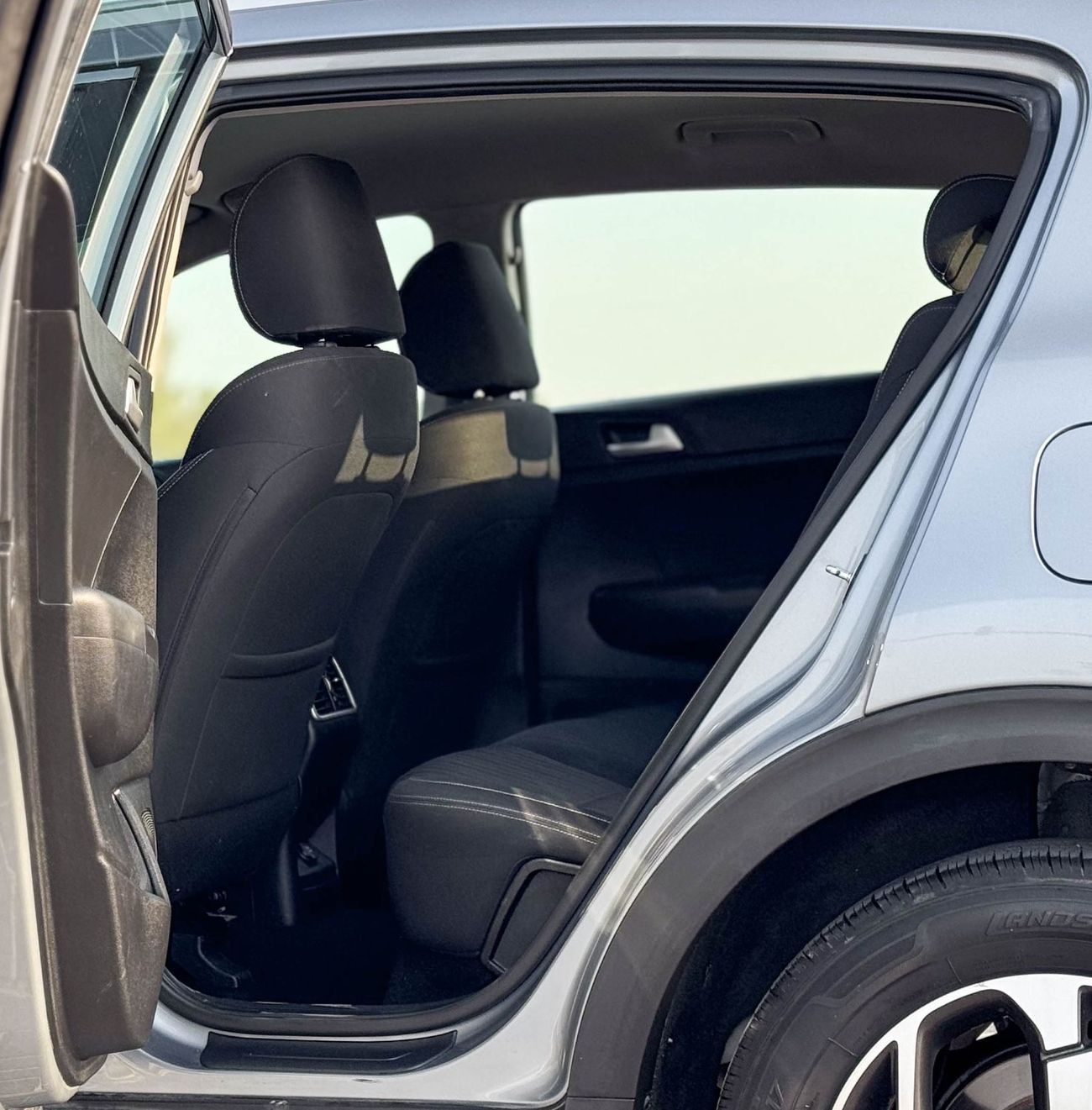 كيا سبورتيج كيا سبورتاج 1.6 لتر 2022 خليجي طلاء أصلي خالي من الحوادث، بحالة ممتازة 1059 شهرياً