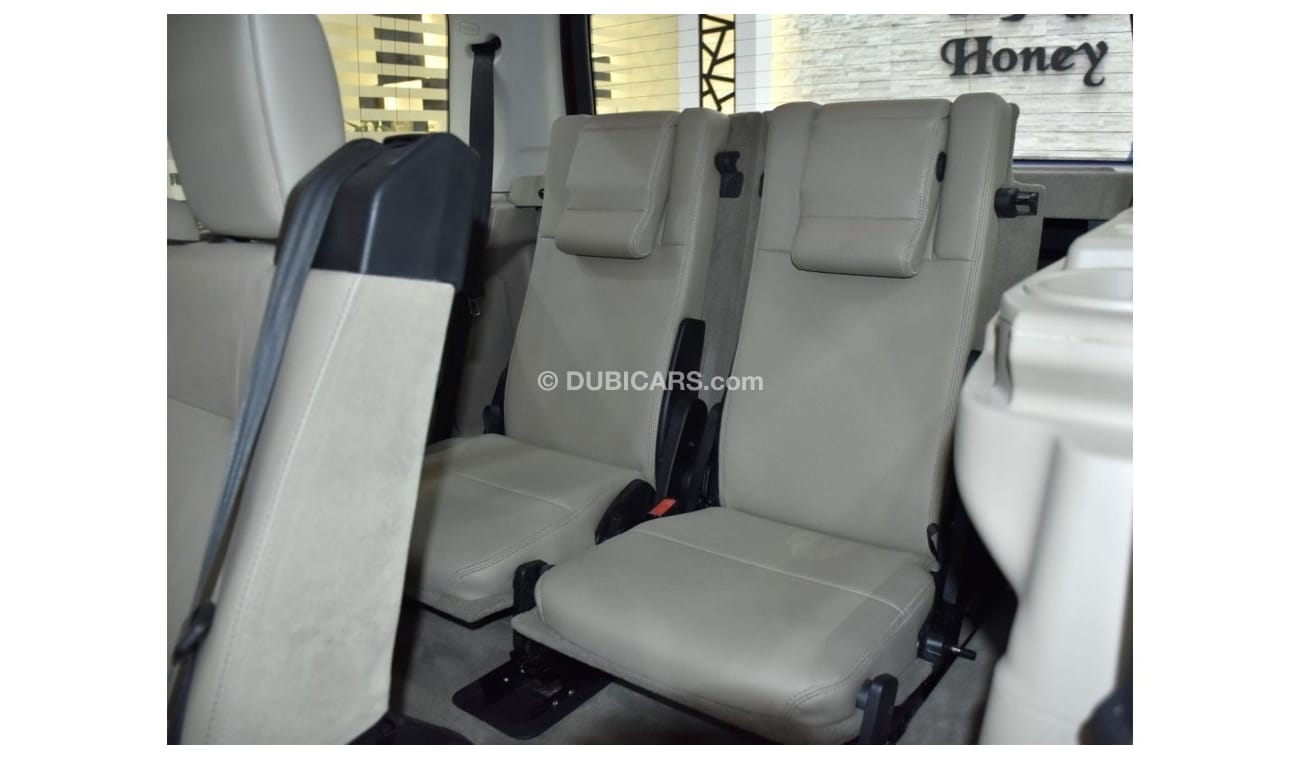 Land Rover Discovery EXCELLENT DEAL for our Land Rover LR4 SCV6 HSE ( 2015 Model ) in Red Color GCC Specs