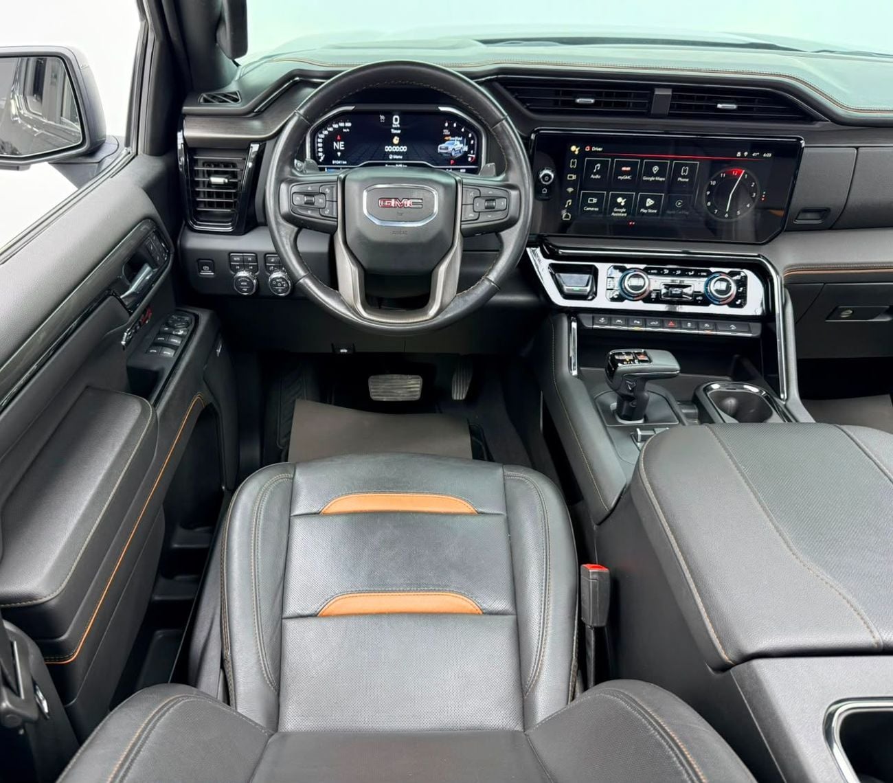 GMC Sierra 1500 CREWCAB AT4 2023 GMC Sierra AT4, 1 Year Unlimited Km Warranty, Full GMC Service History, Excell
