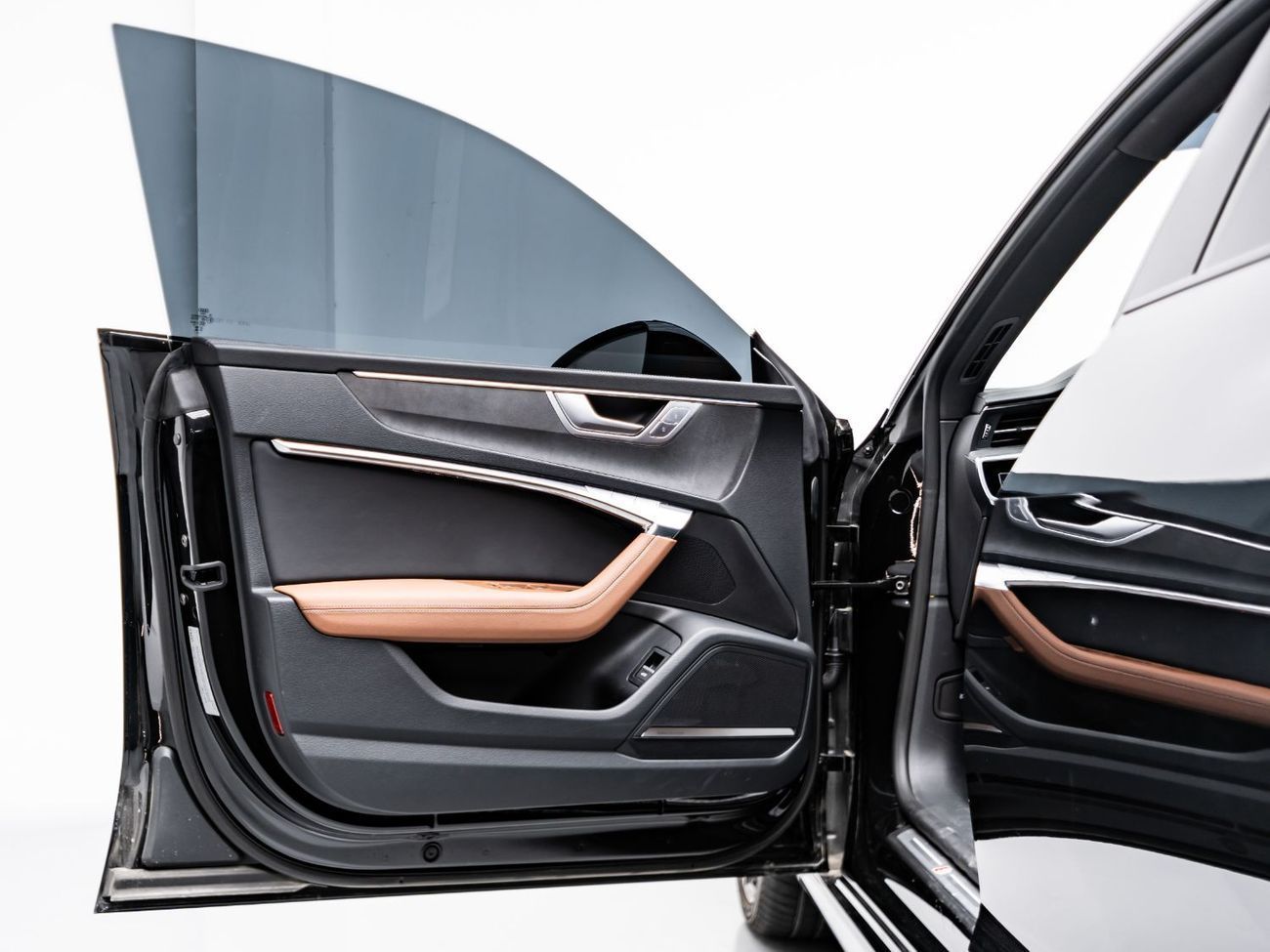 أودي A7 45 TFSI S-Line 2.0L