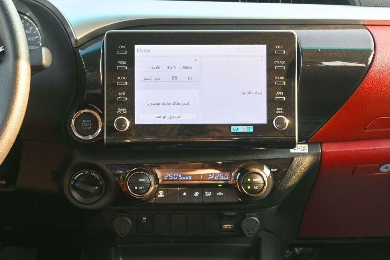 تويوتا هيلوكس Toyota Hilux 2.7L Petrol Automatic 4WD 2025