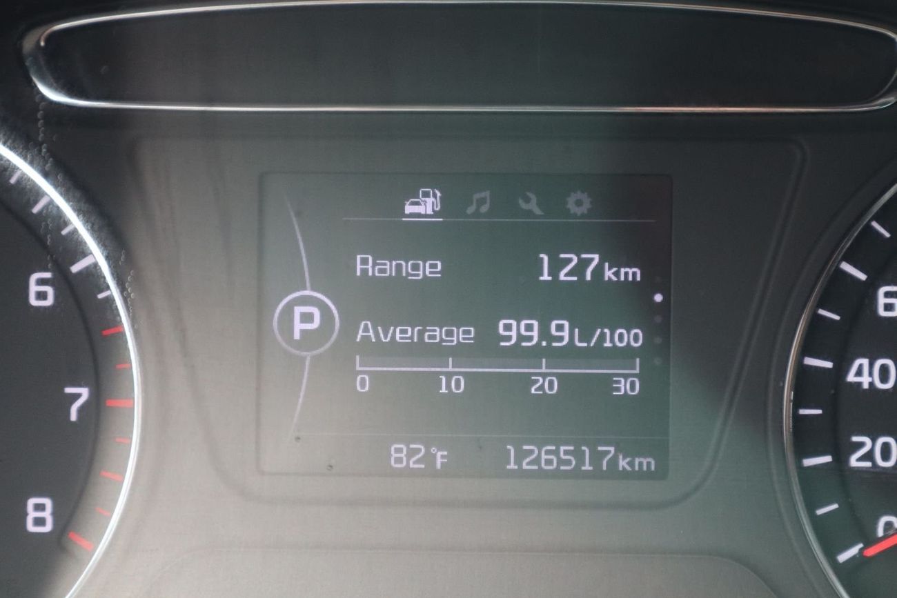 Kia Sorento Base 3.3L FWD CANADIAN SPECS V6