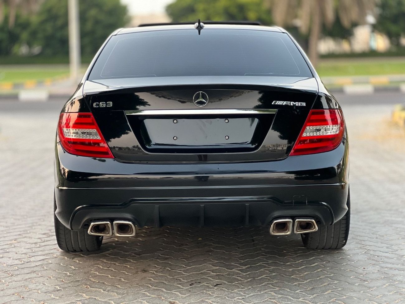 Mercedes-Benz C 320
