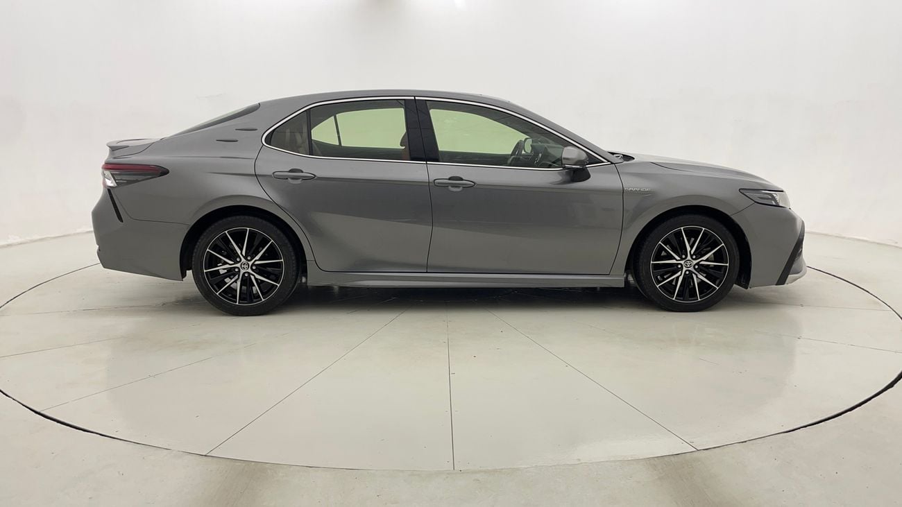 تويوتا كامري SPORT 3.5 | بدون دفعة مقدمة | اختبار القيادة في المنزل