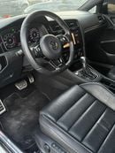 Volkswagen Golf R Base 2.0T