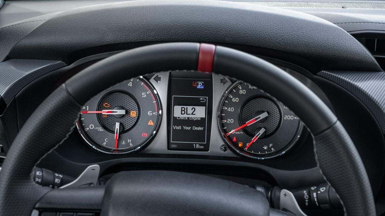 تويوتا هيلوكس GR Sport 2.8L