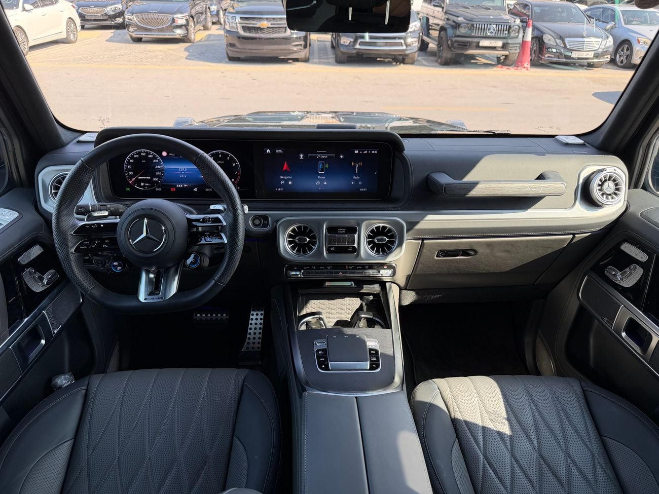 Mercedes Benz G63 AMG G63 AMG Rare color MANUFAKTUR Olive | Mercedes warranty available | Like New