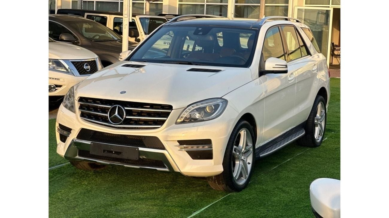 Mercedes-Benz ML 350 AMG MODEL 2013 GCC CAR PERFECT CONDITION INSIDE AND OUTSIDE FULL OPTION PANORAMIC ROOF