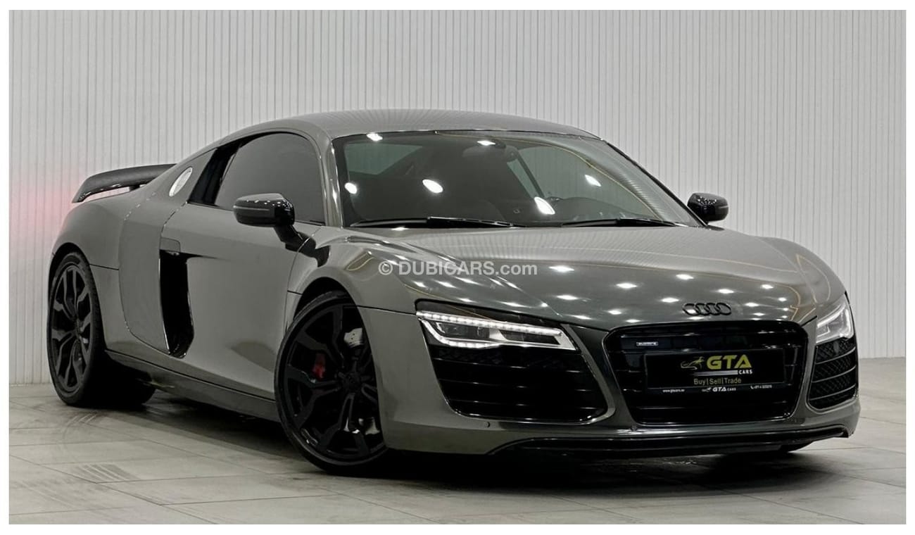 Audi R8 2014 Audi R8 Sport V8, Service History, Carbon Fibre Edition, GCC