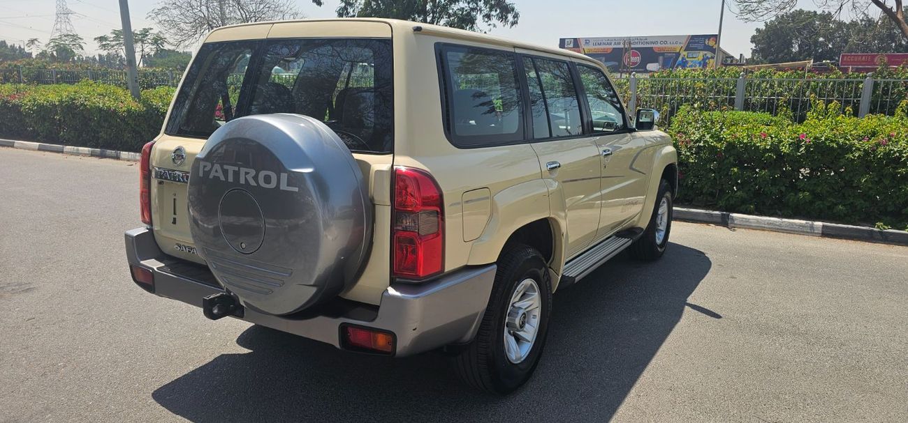 نيسان باترول سفاري Super Safari 4.8L A/T