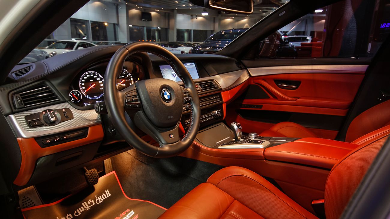 بي أم دبليو M5