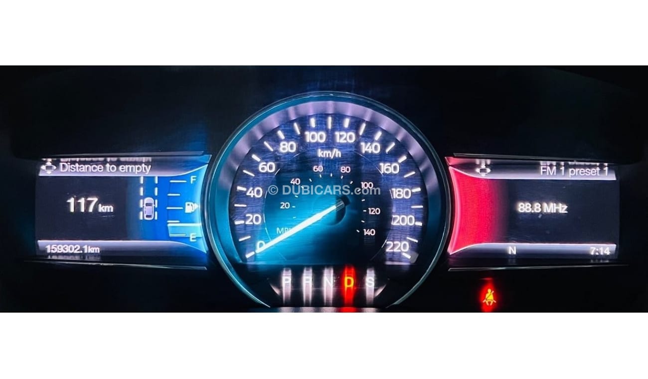 فورد إكسبلورر GCC .. Original Paint .. LIMITED .. V6 .. Perfect Condition .. Top