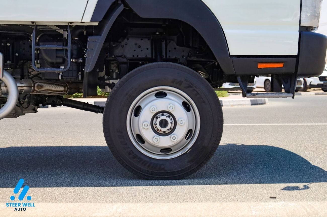 ميتسوبيشي كانتر فان FJ 2026 GCC | DOUBLE-CAB MT | Super High Wheel Base Chassis – Euro V | Export Only