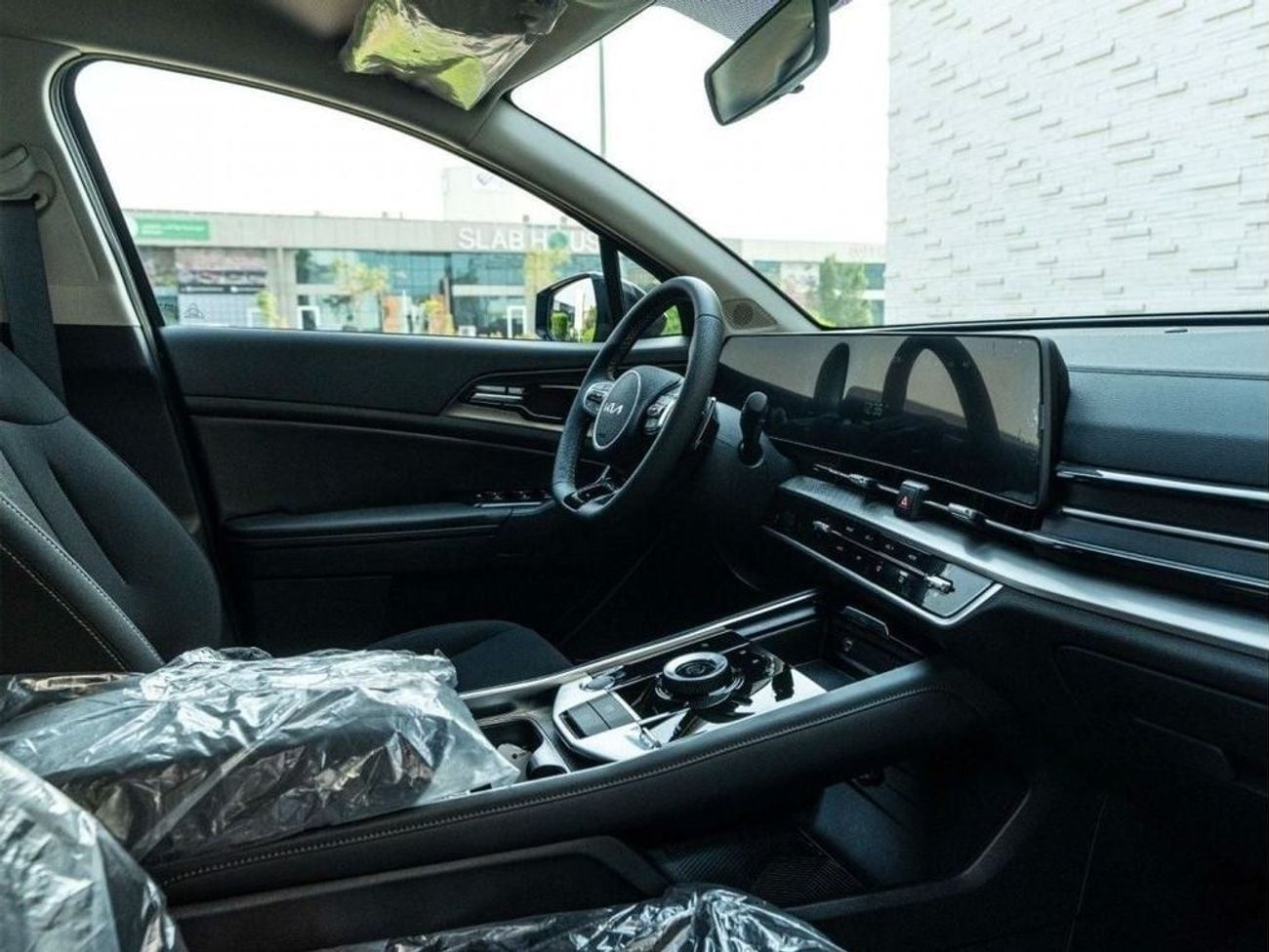 كيا سبورتيج AED 1,599 PM • THE NEWLY LAUNCHED SPORTAGE L • OFFICIAL KIA WARRANTY UNTIL 5 YEARS OR 150K KMS