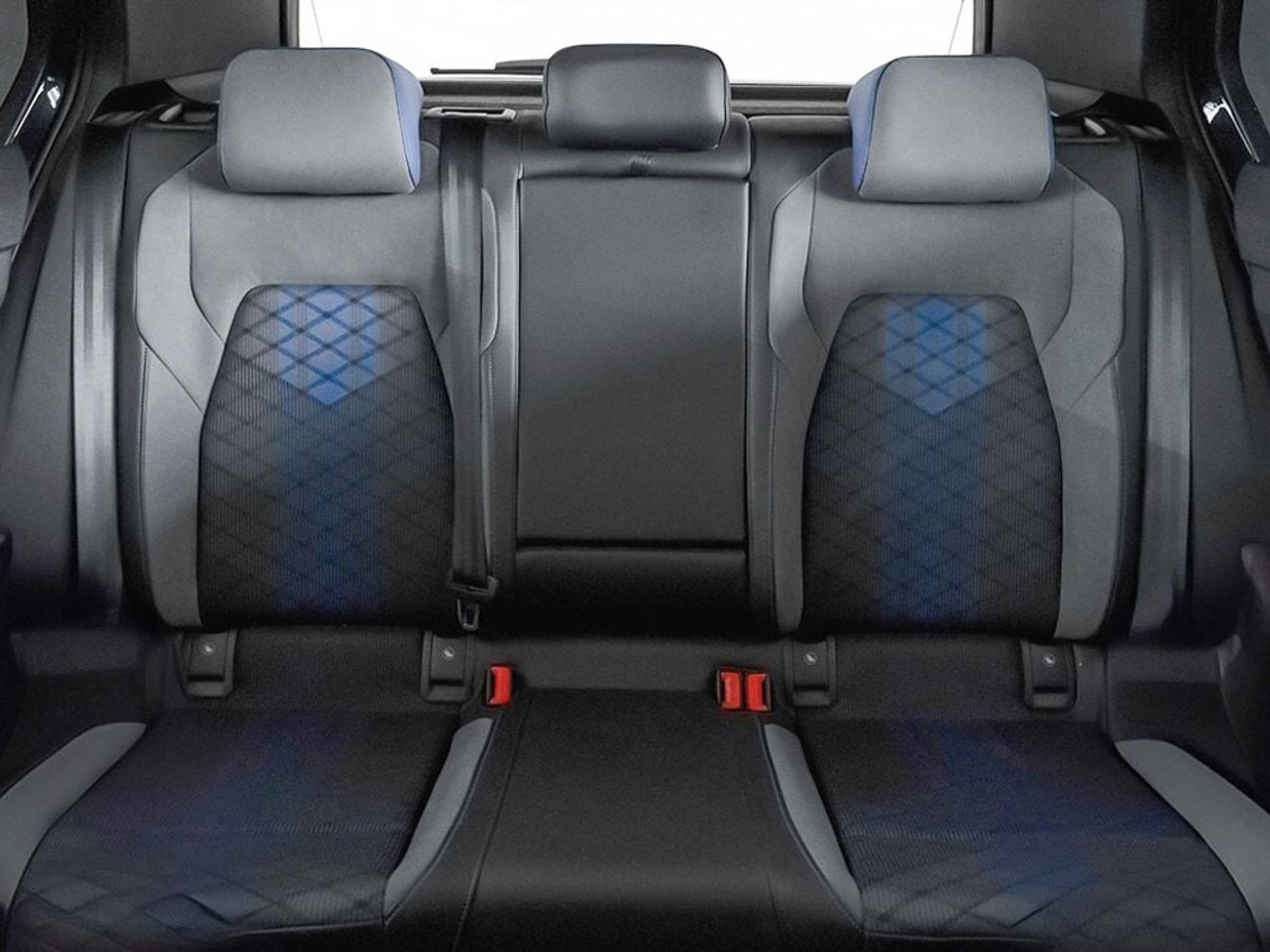 Volkswagen Golf R 2.0L (315 HP)