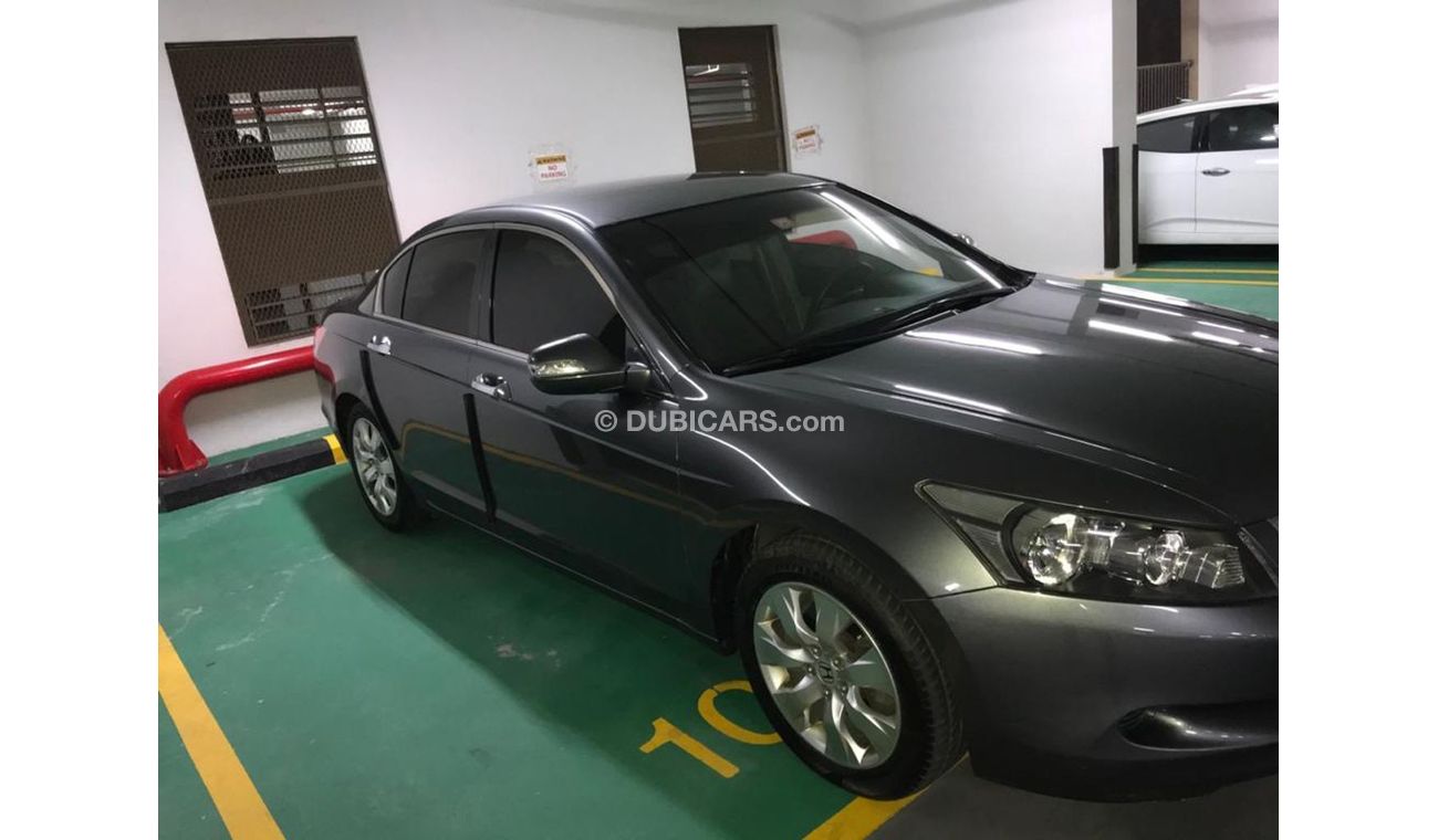 Honda Accord PERFECT CONDITION Honda Accord 2009 Model NEW TIRES, NEW BRAKE PADS & NEW BATTERY!