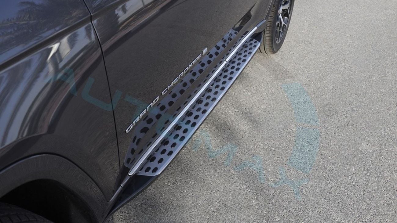 جيب جراند شيروكي SUMMIT RESERVE LUXURY 4X4 2025 GCC 0Km With 5 Years Or 100K Warranty & 5 Years Service @Official Dea