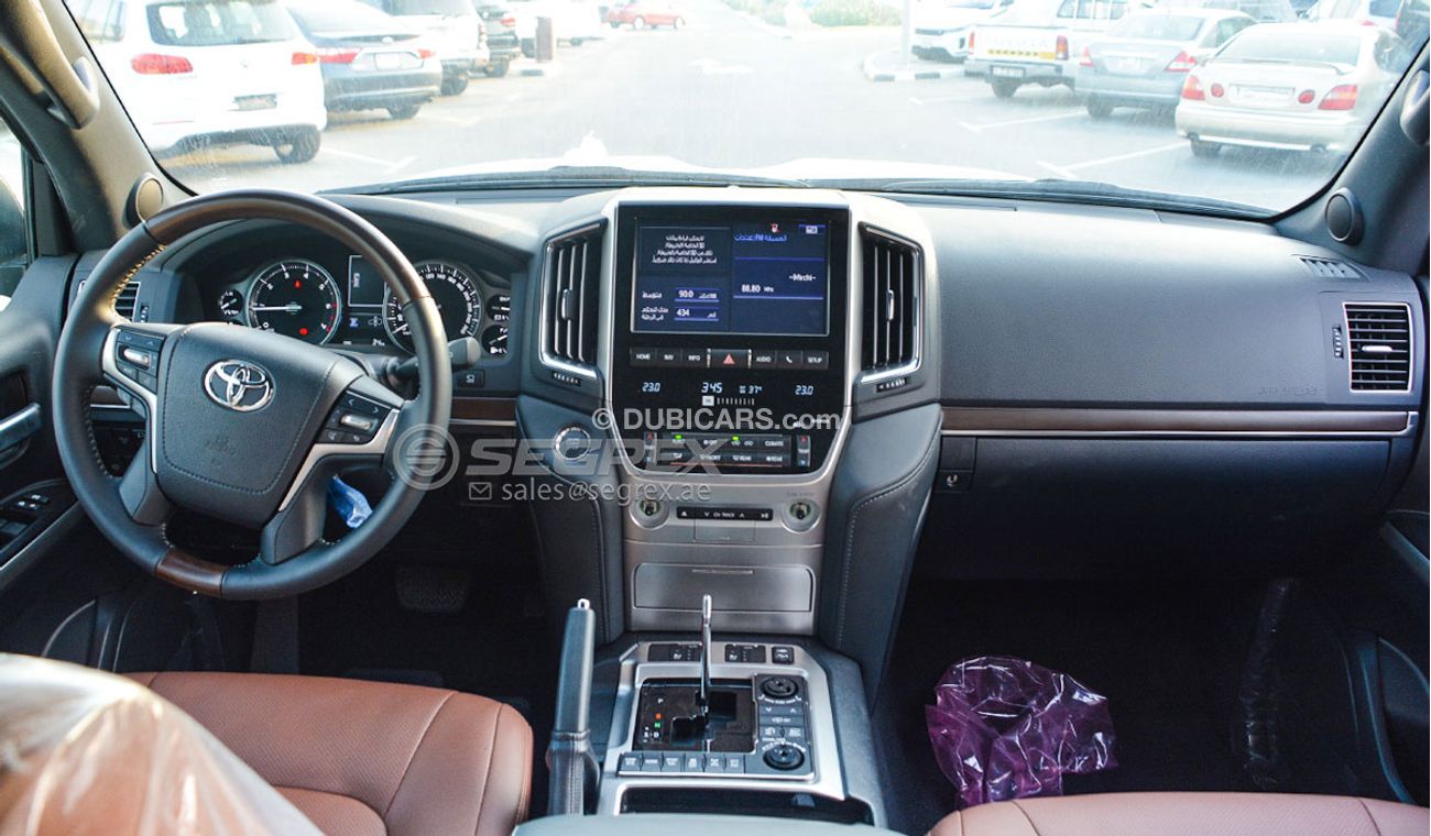 Toyota Land Cruiser VXS 5.7 GRAND TOURING SPORT AVAILABLE 2020 & 2019 MODELS