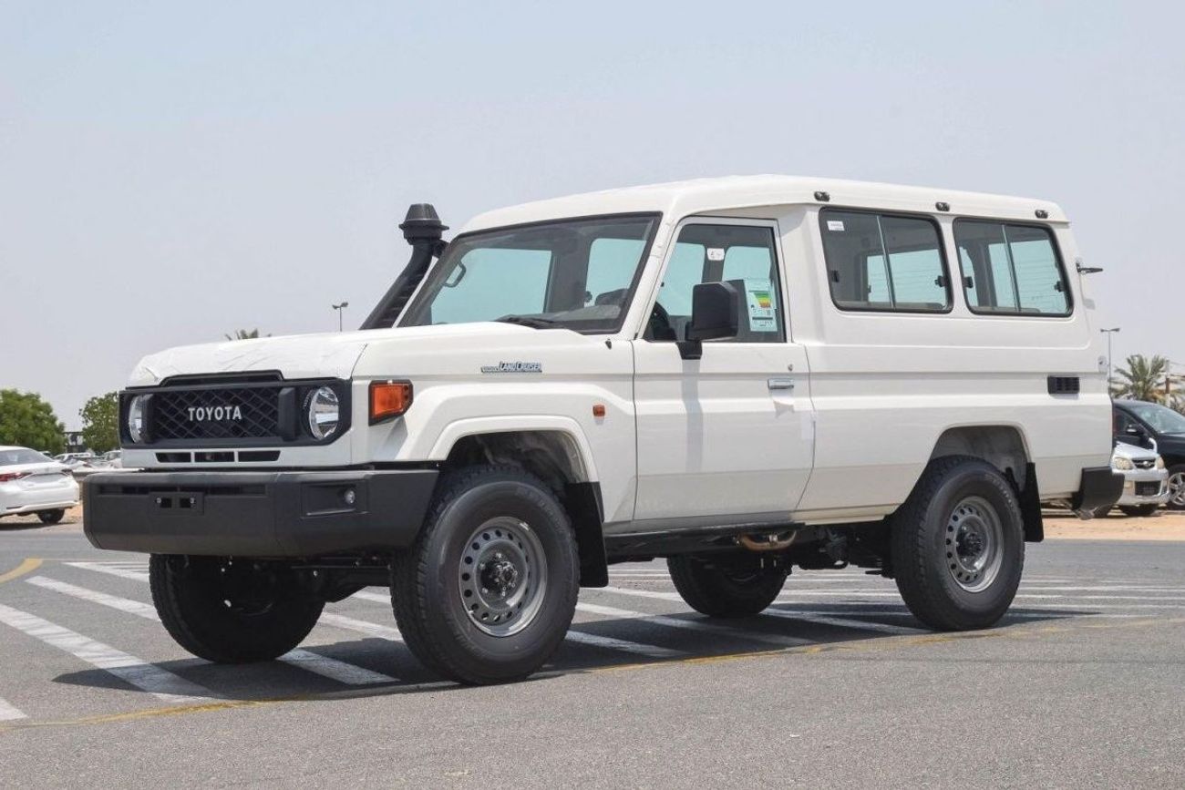 تويوتا لاند كروزر 70 TOYOTA LAND CRUISER 78 4.0L V6 3DOOR 4WD SUV 2024
