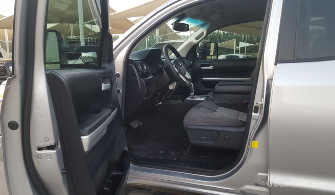 Toyota Tundra TOYOTA TUNDRA 2014-GOOD CONDITION-