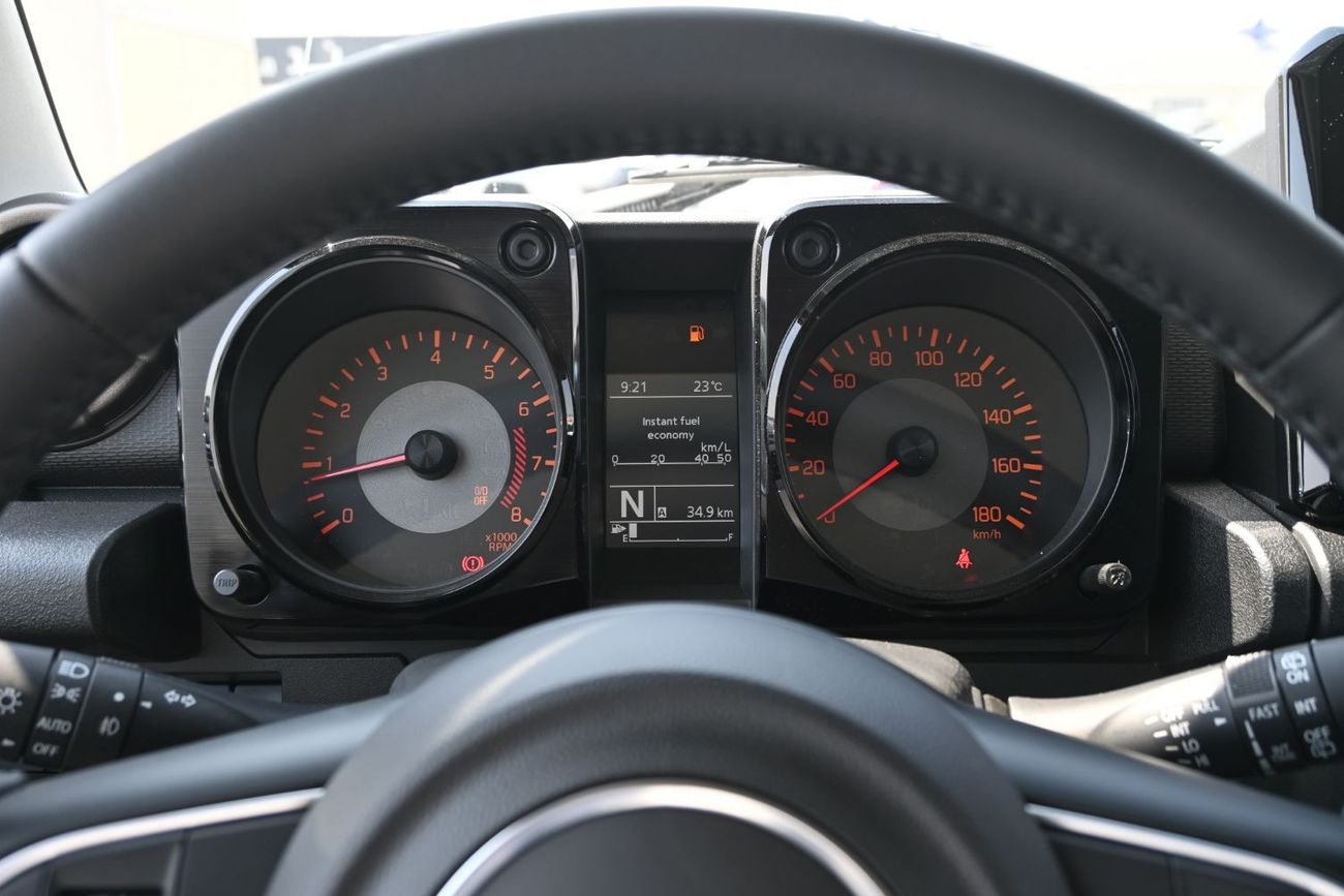 Suzuki Jimny Suzuki Jimny 1.5L Petrol 4WD, Model 2025 Color Ivory