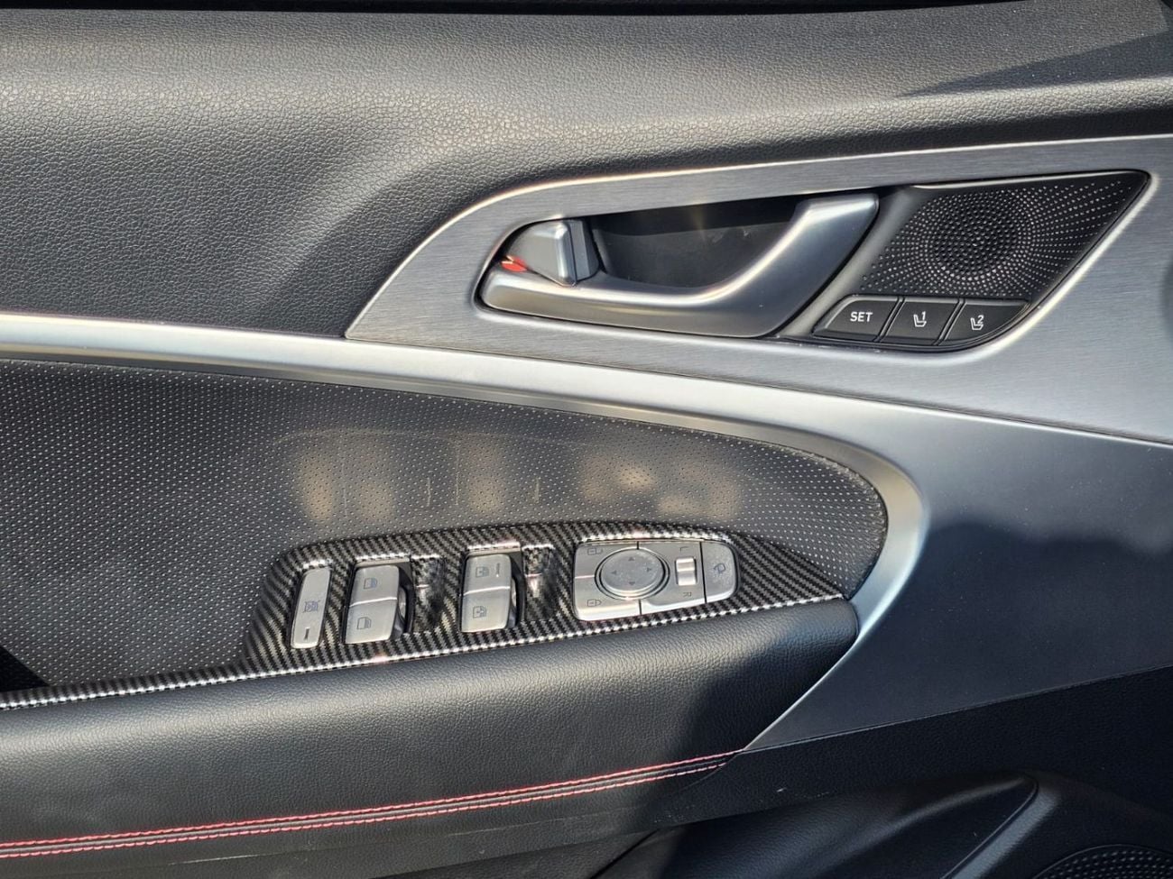 Genesis G70 Prestige 2.0L RWD