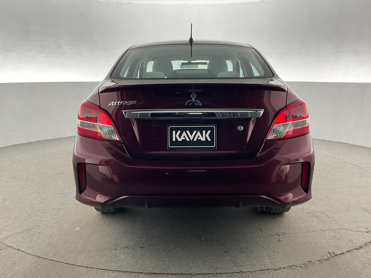 ميتسوبيشي اتراج GLX Full | National Day Celebration | شامل الضمان | 0 ﺪﻔﻋﺓ ﺃﻮﻟﻯ