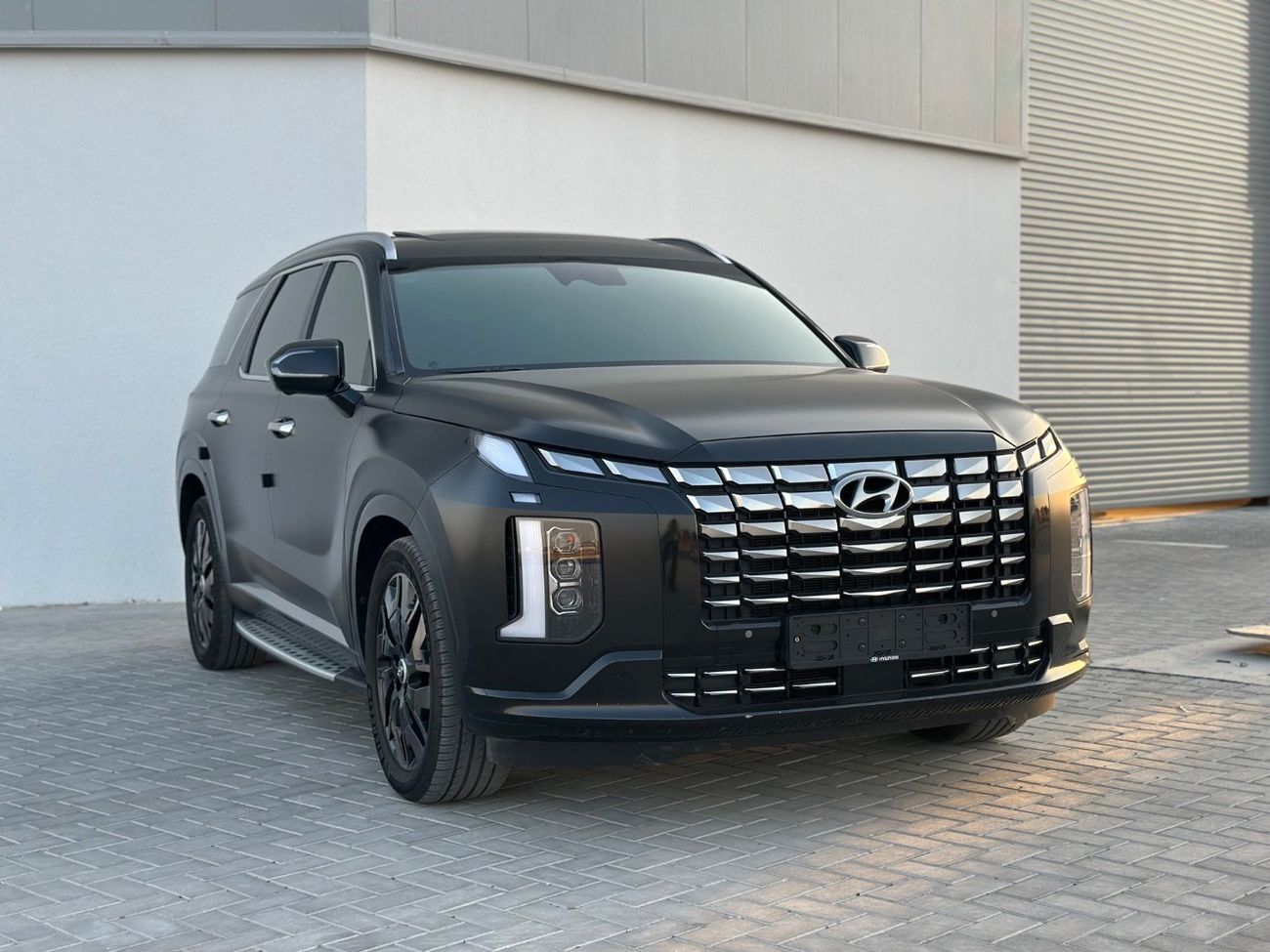 هيونداي باليساد Calligraphy Night Edition 2023 - Korean Specs - Perfect Condition - V6