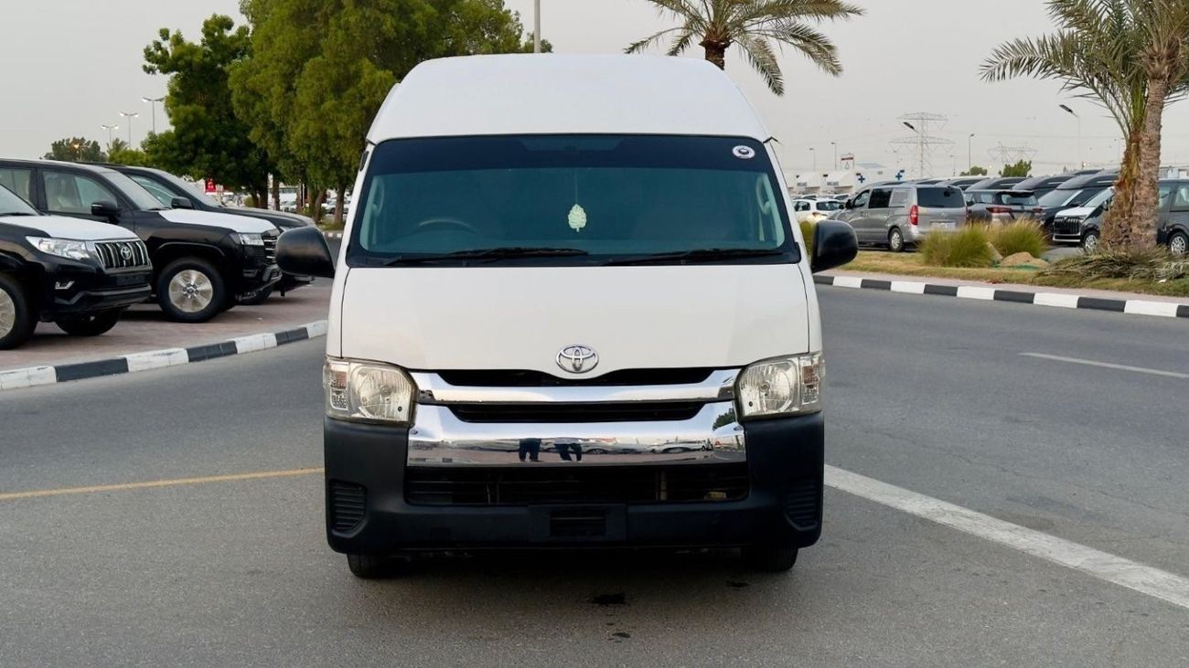 Toyota Hiace PREMIUM CONDITION | 3.0L DIESEL ENGINE | 2019 | RHD | 2WD | AIR CONDITIONER