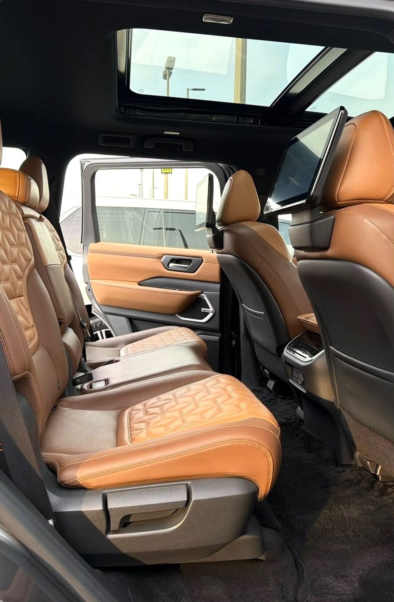 Nissan Patrol SE PLATINUM CITY