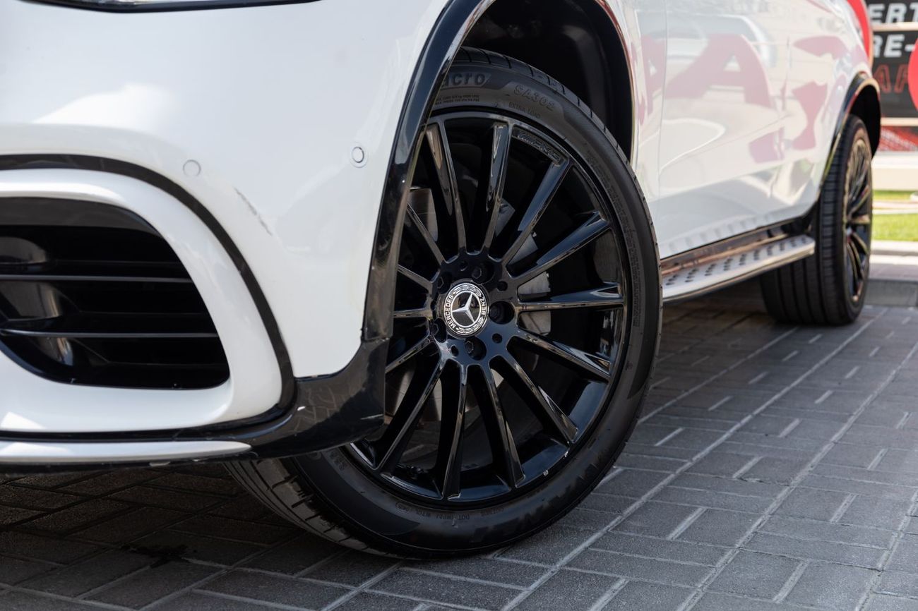 Mercedes-Benz GLC 300 Coupe AMG 2.0L