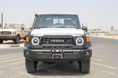 Toyota Land Cruiser 70 LC79 LX