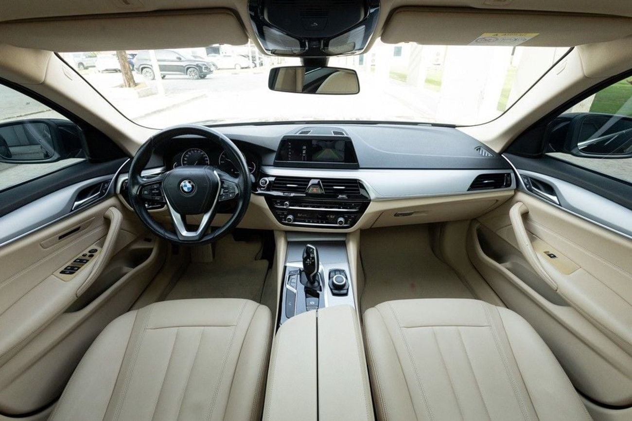 BMW 520i TARGA 4S BMW 5 Series 520 2019 GCC specs for 1,171.00 AED monthly