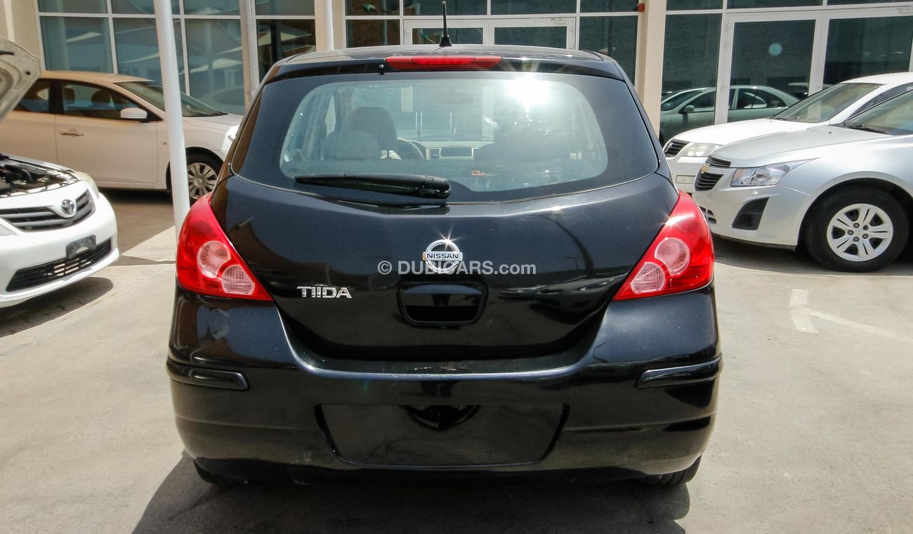 Nissan Tiida