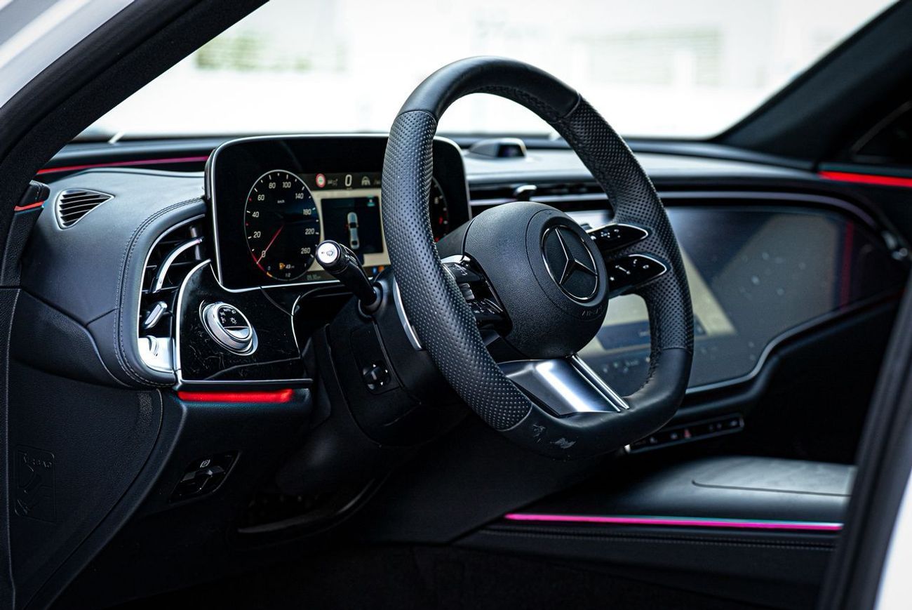 مرسيدس بنز E300