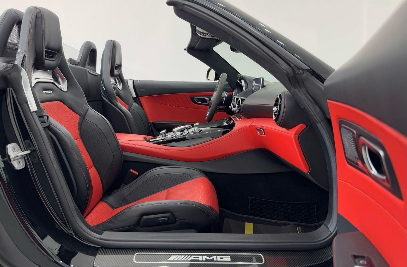 Mercedes-Benz AMG GT C 2018 Mercedes AMG-GT C Roadster, Warranty, Full Mercedes Service History, Carbon Fiber Package, Very