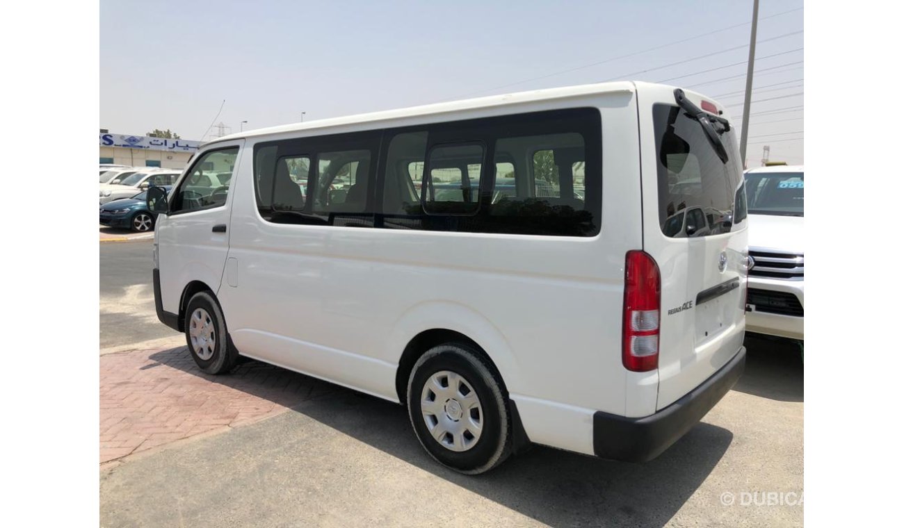 Toyota Hiace MINT CONDITION, GCC SPECS, STANDARD ROOF, CODE-39974