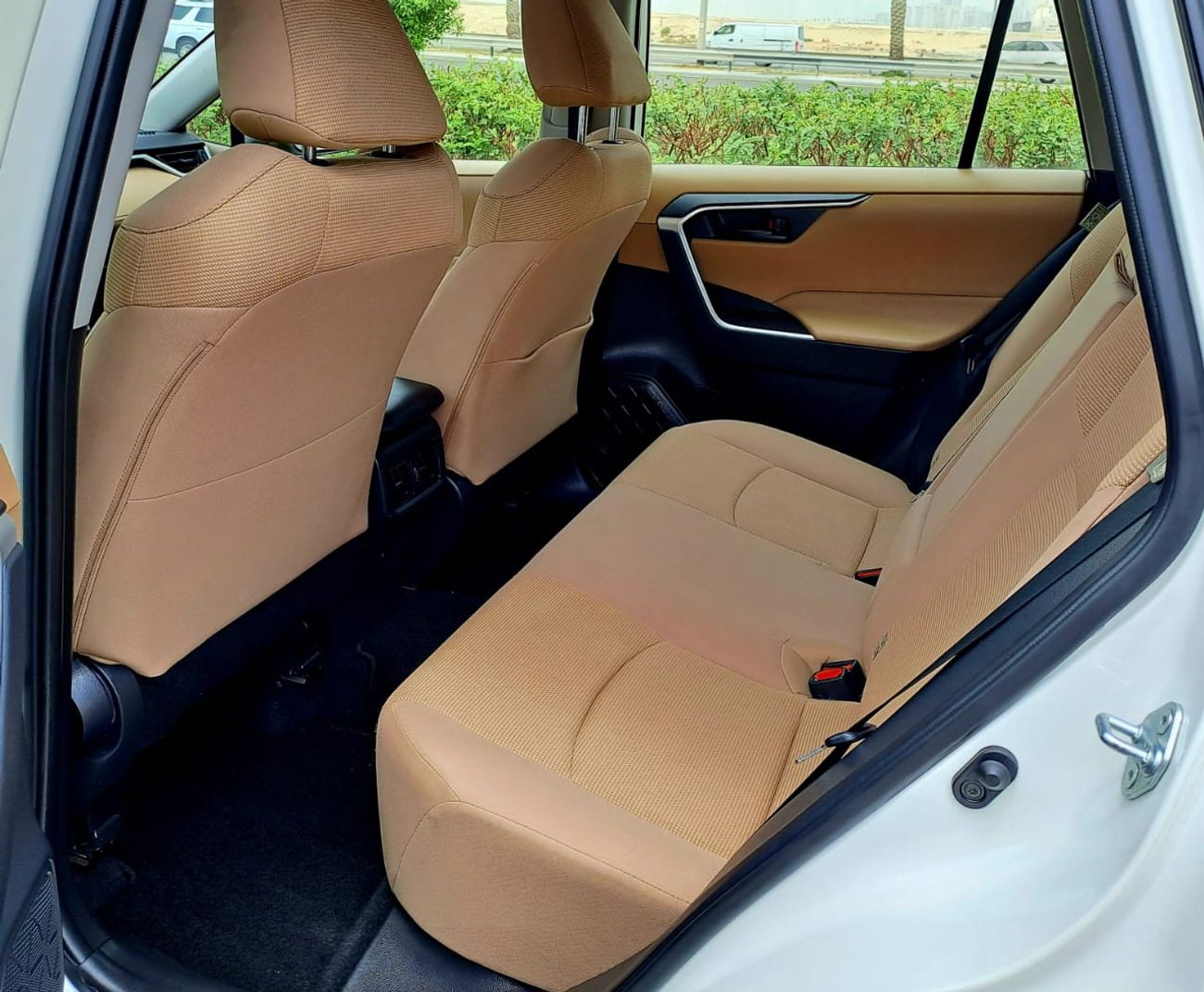 تويوتا راف ٤ EX 2.5L