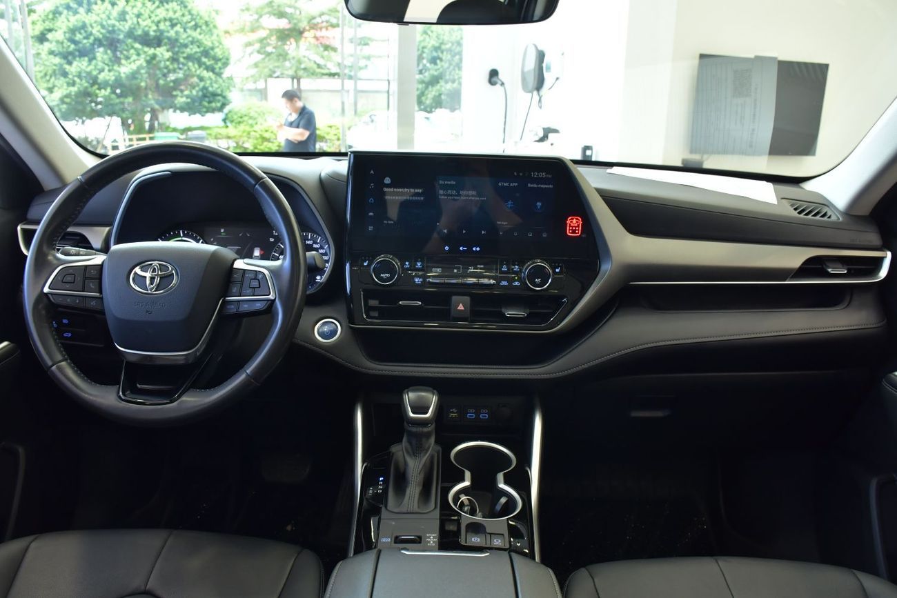 Toyota Highlander 2.5L Hybrid VXR (AWD)