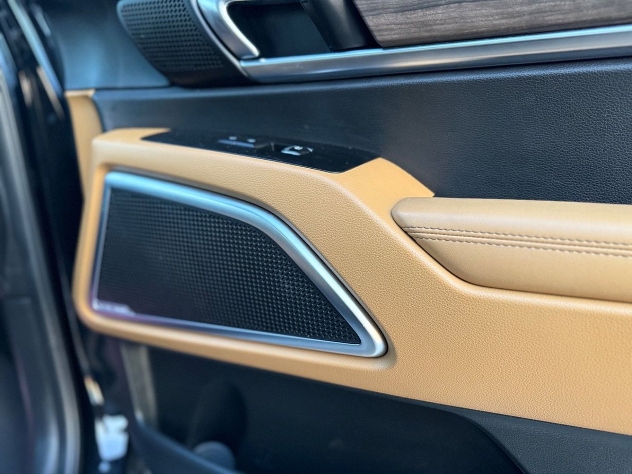 كيا تيلورايد