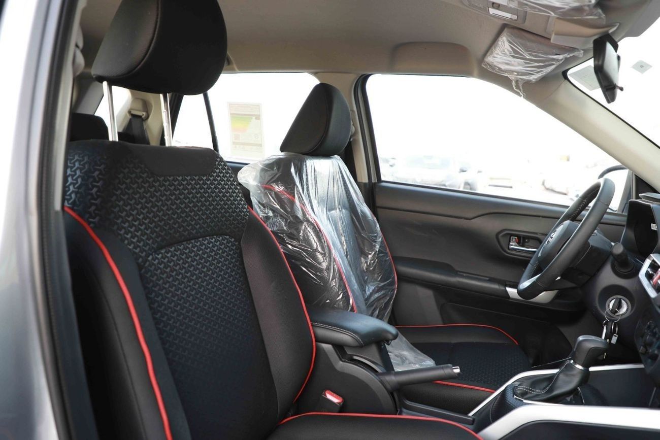 Toyota Raize 2024 Toyota Raize G 1.0 - Metallic Silver & Pearl Black Roof inside Black | Export Only