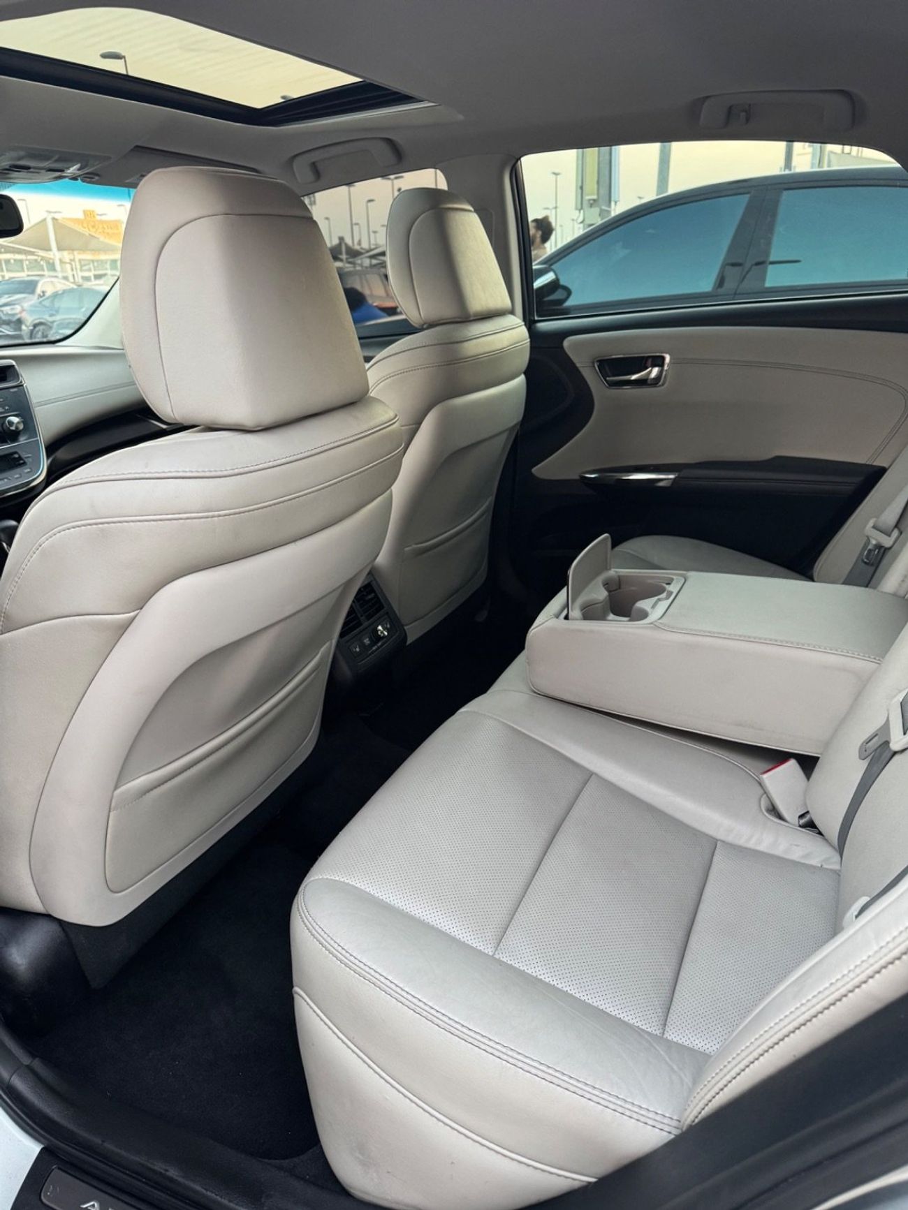 تويوتا افالون