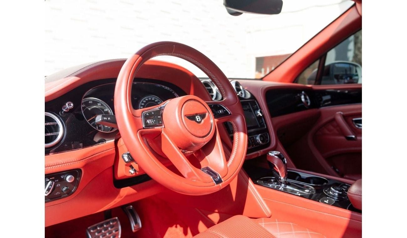 بنتلي بينتايجا W12 Mulliner