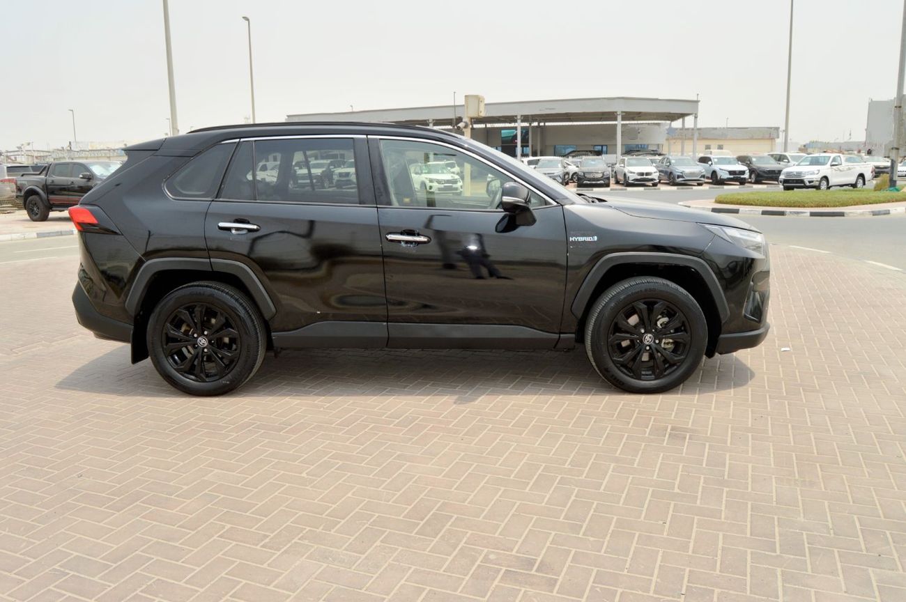 Toyota RAV4 Full Option 2.5L Hybrid/Petrol