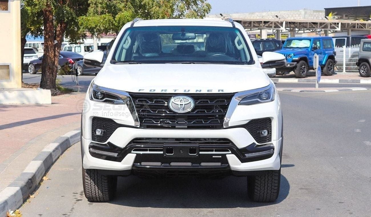 تويوتا فورتونر 2025 Model Toyota Fortuner, 4.0L Petrol 4WD 6A/T