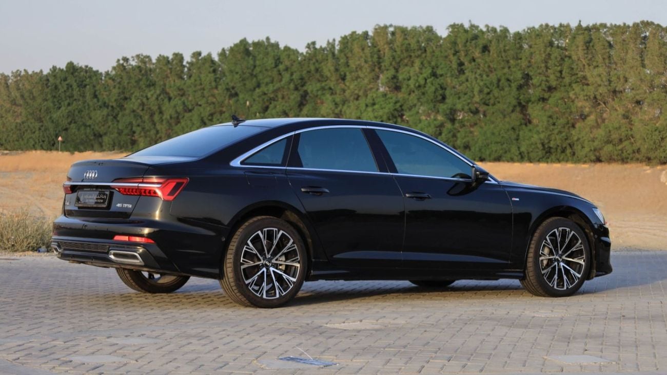 أودي A6 45 TFSI S-لاين