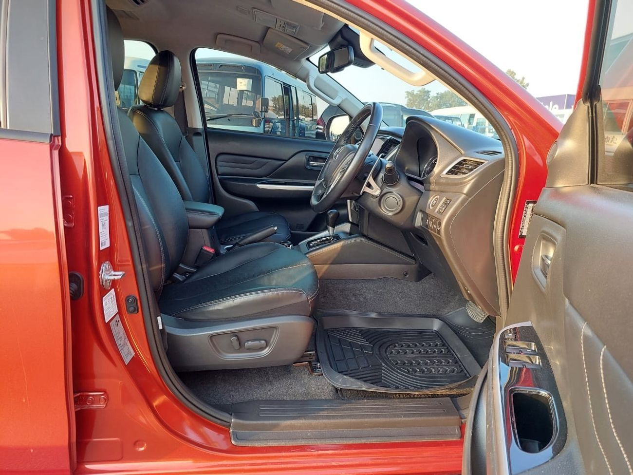 ميتسوبيشي تريتون MITSUBISHI TRITON GSR PICK UP RHD 2021 MODEL 2.4 L DIESEL AUTOMATIC(PM05054)