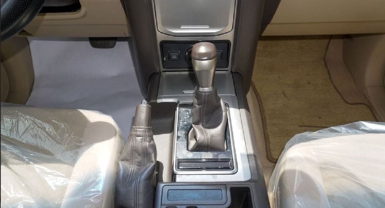 تويوتا برادو TX-L 2018 V4 2.7L GCC Specification Very Clean And Perfect Condition