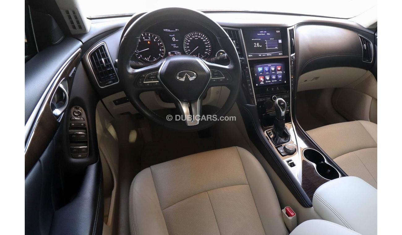 Infiniti Q50 V37
